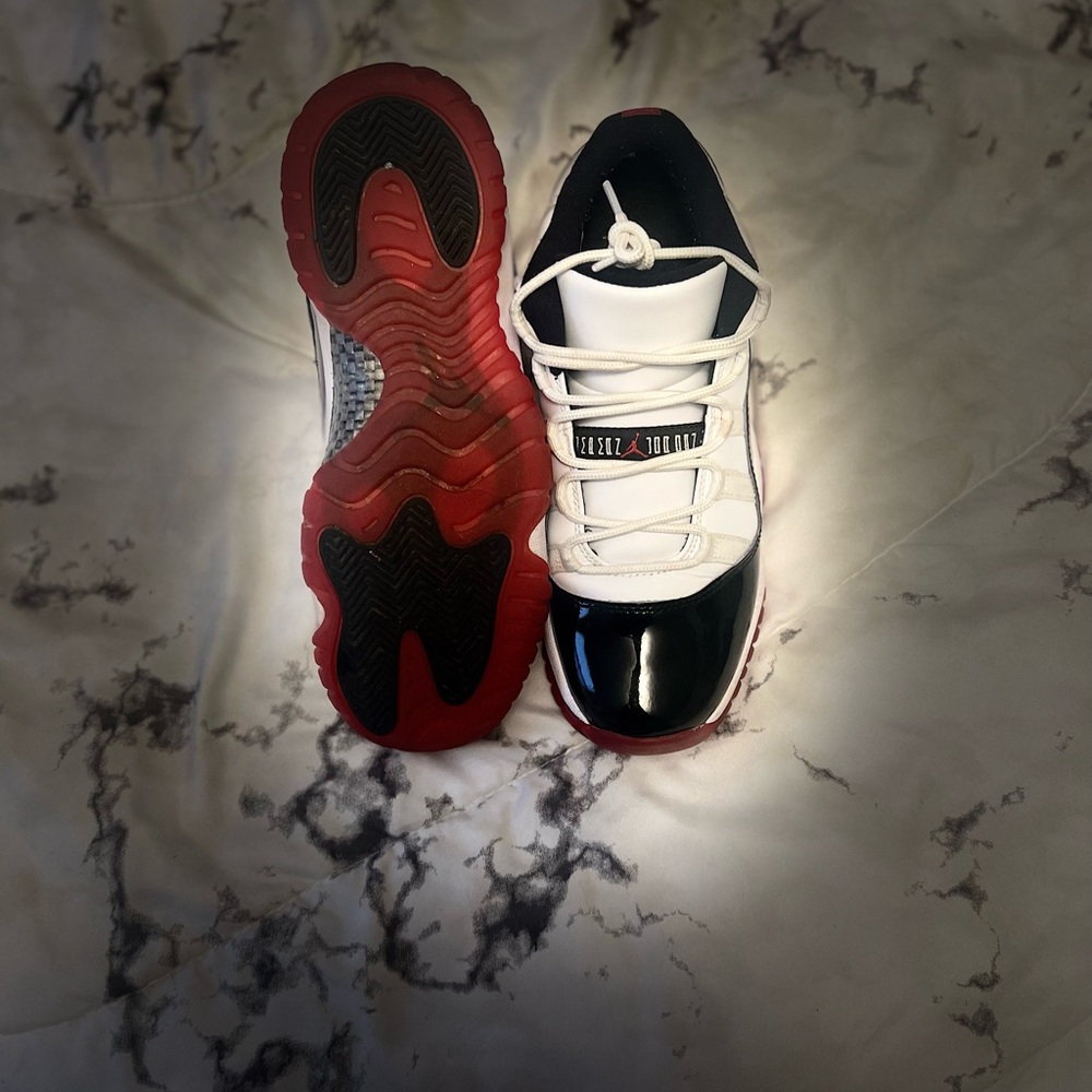 Retro Jordan 11 “Concord-Bred” 11